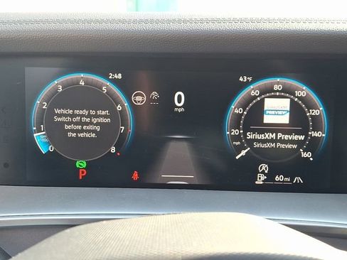 Certified 2025 Volkswagen Tiguan SE w/ Panoramic Sunroof Package image 25