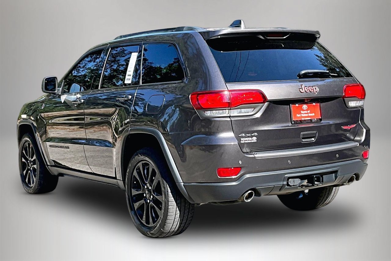 Used 2019 Jeep Grand Cherokee Trailhawk w/ Trailhawk Luxury Group AWD/4WD image 4