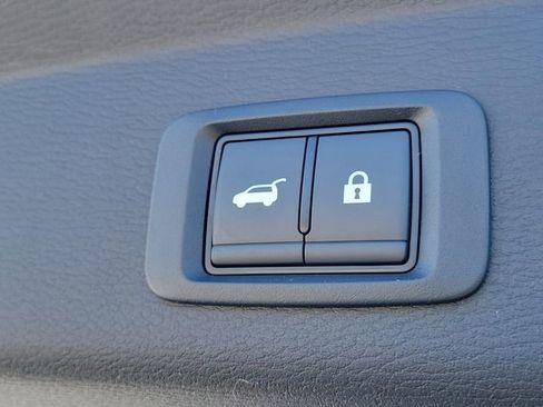 New 2026 Mitsubishi Outlander SE image 12