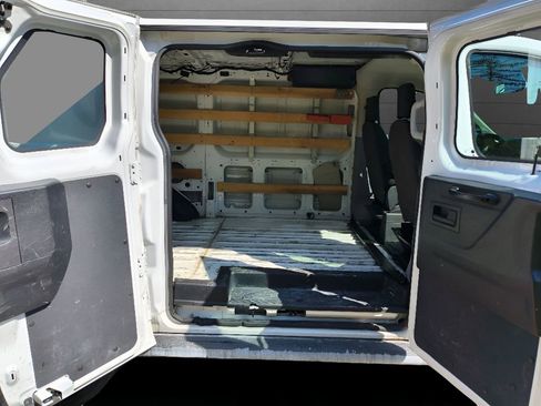 Used 2017 Ford Transit 250 130 Low Roof w/ Exterior Upgrade Package image 27