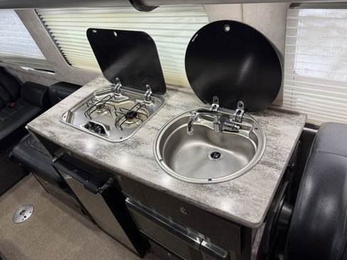 Used 2013 Mercedes-Benz Sprinter 3500 image 55