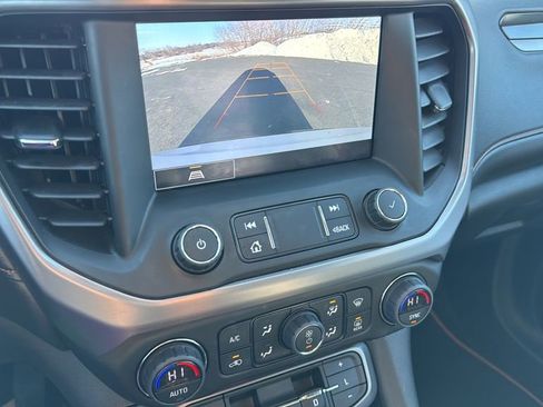 Used 2022 GMC Acadia AT4 image 26