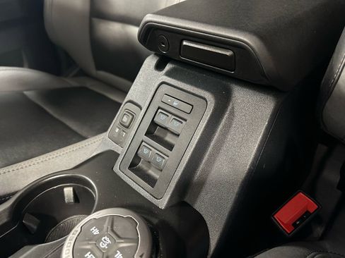 Used 2023 Ford Bronco Black Diamond image 33