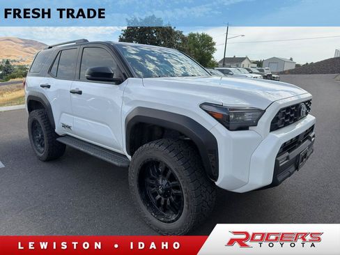 Certified 2025 Toyota 4Runner TRD Off-Road AWD/4WD image 1