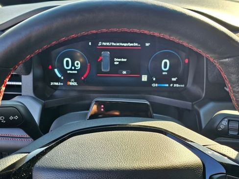 Used 2025 Ford Explorer ST-Line image 22