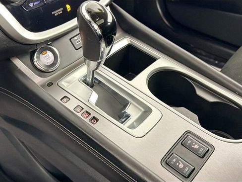 Used 2019 Nissan Murano SV AWD/4WD image 17