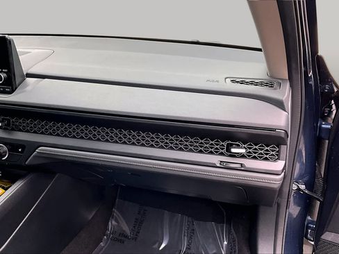 Used 2025 Honda Accord SE image 19
