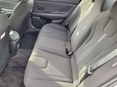 New 2025 Hyundai Elantra Sport image 8
