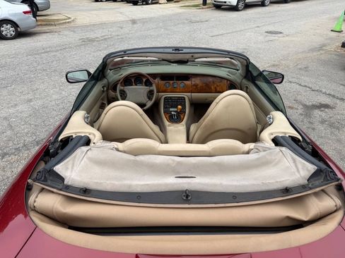 Used 2000 Jaguar XK8 Convertible RWD image 24