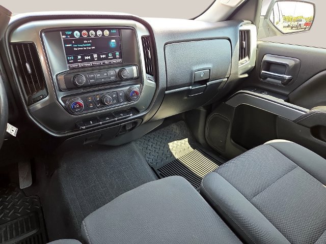 Used 2018 Chevrolet Silverado 1500 LT w/ Texas Edition AWD/4WD image 14
