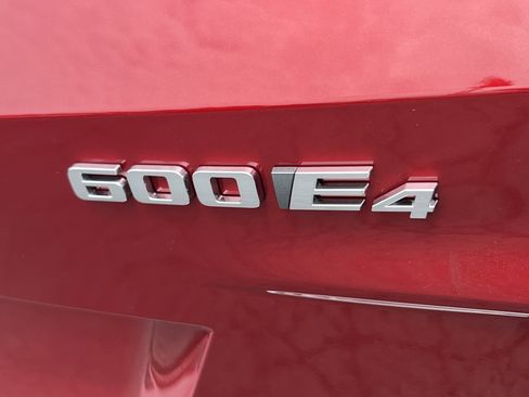 New 2025 Cadillac Lyriq Luxury image 10