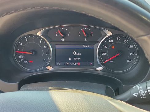 Used 2023 GMC Terrain SLT image 24