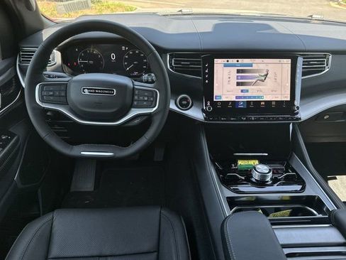 New 2026 Jeep Grand Wagoneer Limited image 22