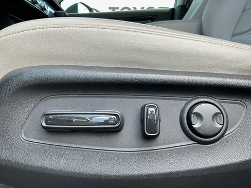 Used 2025 Honda CR-V EX-L image 20
