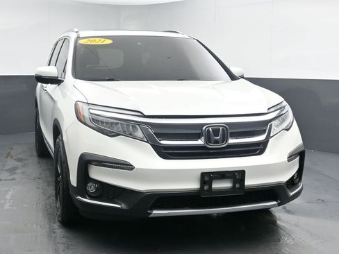 Used 2021 Honda Pilot Touring image 3