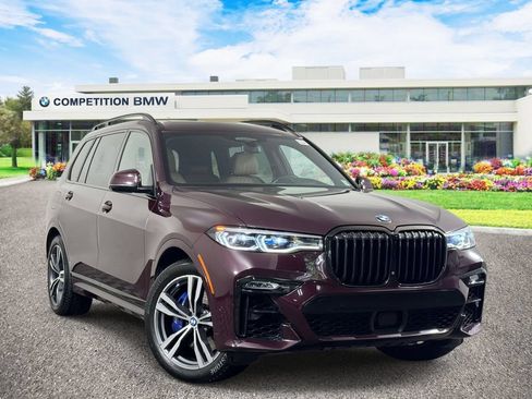 Used 2021 BMW X7 M50i w/ Dynamic Handling Package AWD/4WD image 1