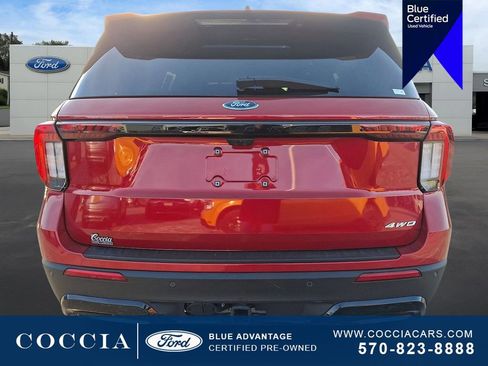 Certified 2025 Ford Explorer ST-Line image 5