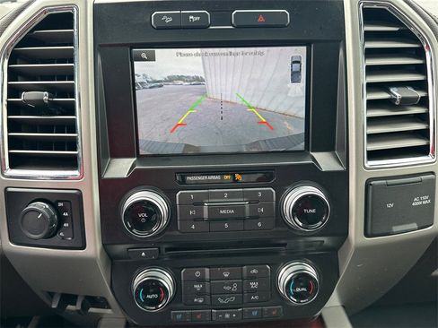 Used 2015 Ford F150 King Ranch w/ FX4 Off-Road Package image 30