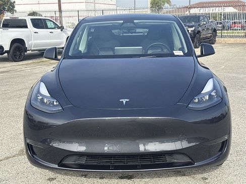 Used 2024 Tesla Model Y Long Range image 7