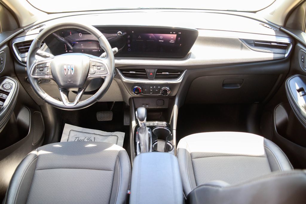 Used 2025 Buick Encore GX Preferred FWD image 6