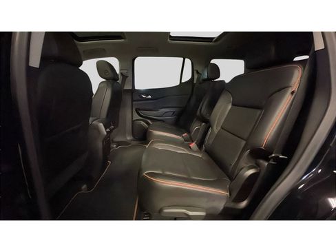 Used 2022 GMC Acadia AT4 w/ Technology Package AWD/4WD image 15