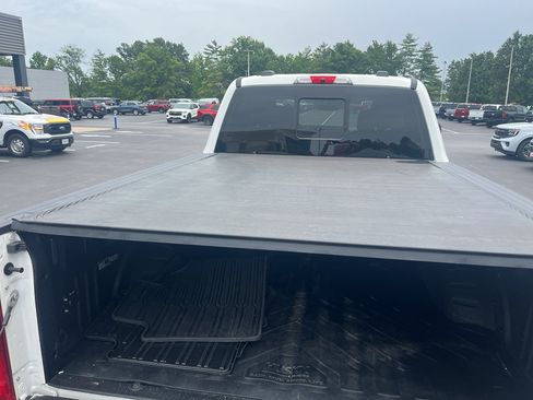 Used 2024 Ford F250 Lariat w/ Lariat Ultimate Package AWD/4WD image 7