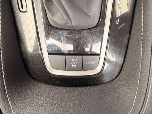 Used 2022 Toyota Corolla SE FWD image 28