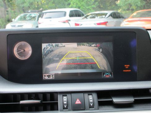 Used 2021 Lexus ES 350 w/ Premium Package FWD image 10