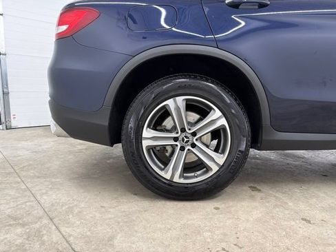 Used 2019 Mercedes-Benz GLC 300 4MATIC image 11