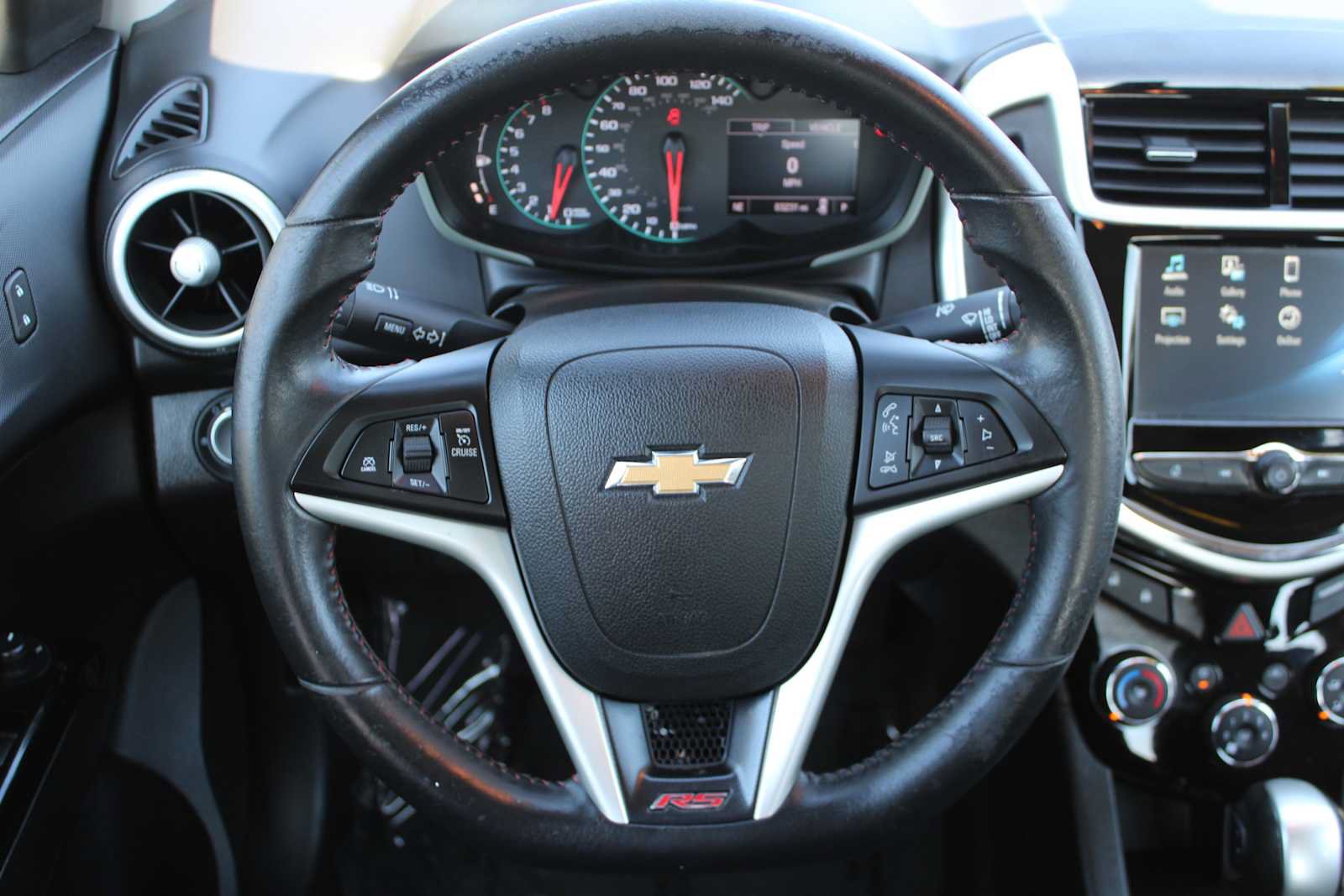 Used 2017 Chevrolet Sonic LT w/ Convenience Package FWD image 12