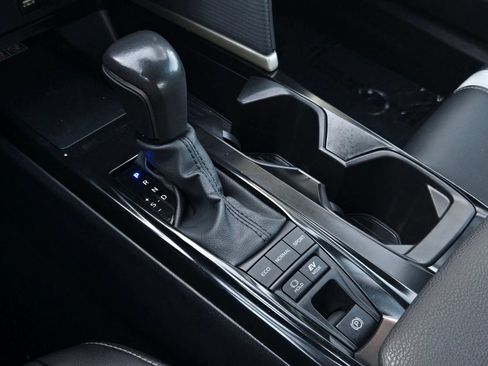 Certified 2025 Toyota Camry SE w/ Convenience Package FWD image 16
