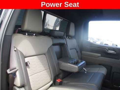 Certified 2023 Chevrolet Silverado 1500 ZR2 w/ Technology Package AWD/4WD image 26