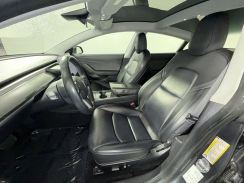 Used 2019 Tesla Model 3 Mid Range image 13