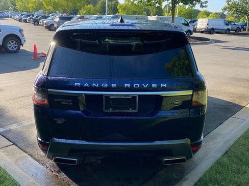 Used 2018 Land Rover Range Rover Sport HSE AWD/4WD image 32