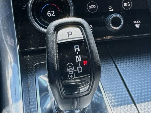 Used 2018 Land Rover Range Rover Sport Supercharged AWD/4WD image 16