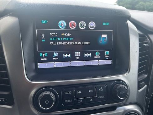 Used 2017 Chevrolet Tahoe LT image 22