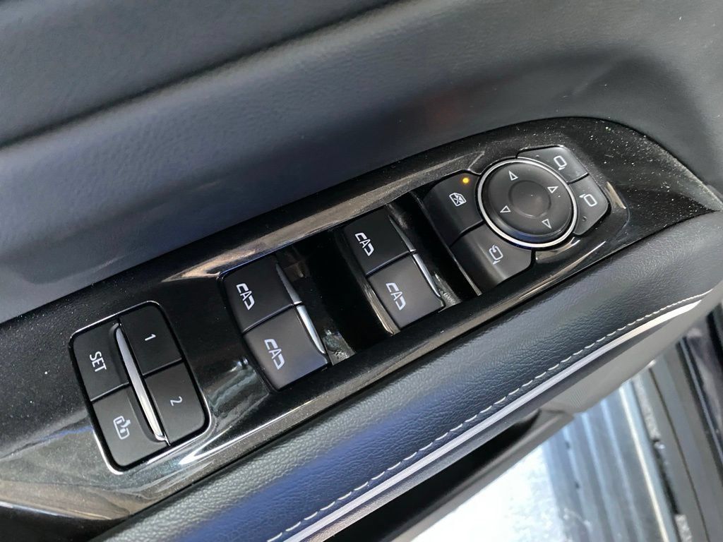 Used 2022 Cadillac Escalade Sport w/ Touring Package AWD/4WD image 15