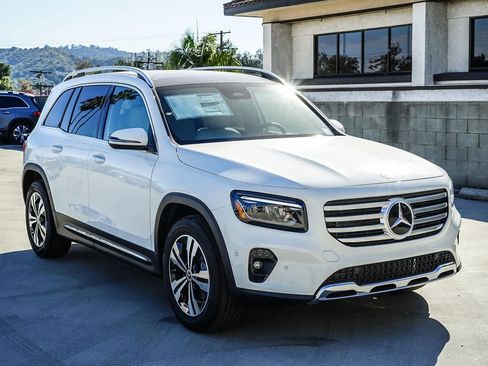 Used 2026 Mercedes-Benz GLB 250 image 5