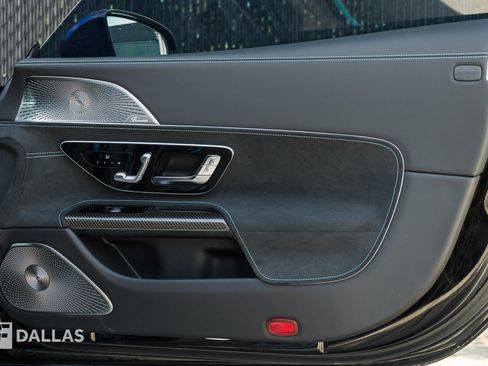 Used 2025 Mercedes-Benz AMG GT 63 image 38