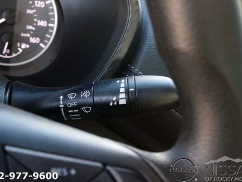 Used 2024 Nissan Sentra SV image 21