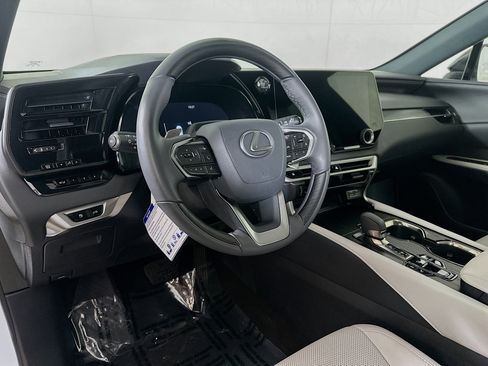 Certified 2025 Lexus RX 350 F Sport w/ Convenience Package image 9