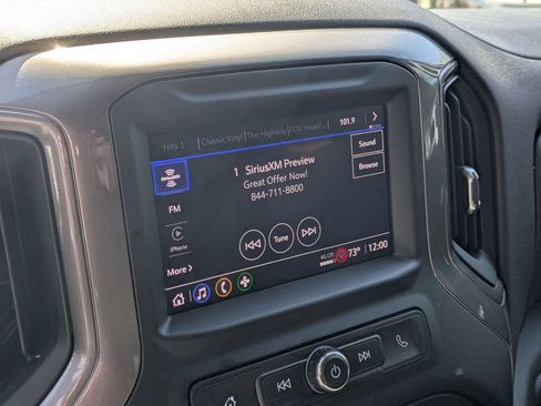 Used 2025 Chevrolet Silverado 1500 Custom Trail Boss w/ Dark Appearance Package image 19