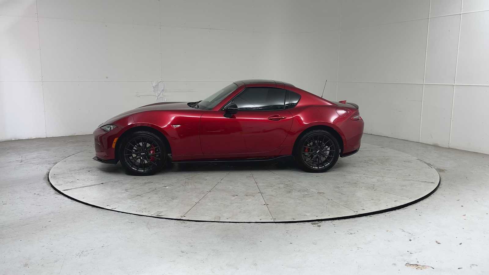 Used 2024 MAZDA MX-5 Miata RF Club w/ Interior Package RWD image 5