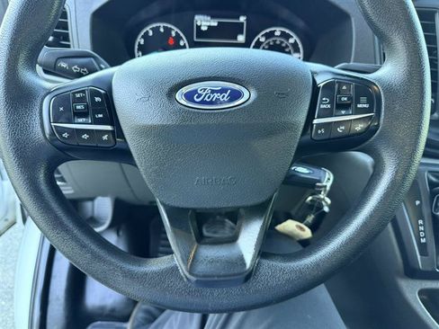 Used 2023 Ford Transit 250 Medium Roof RWD image 19