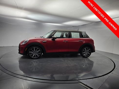 Used 2023 MINI Cooper S w/ Signature Upholstery Package image 6