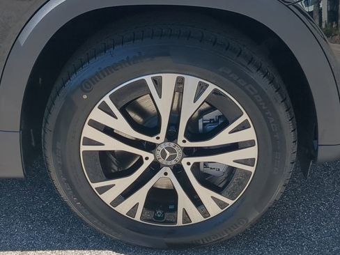 Used 2025 Mercedes-Benz GLB 250 image 10