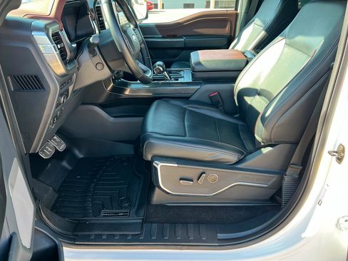 Used 2022 Ford F150 Lariat w/ Equipment Group 502A High AWD/4WD image 19