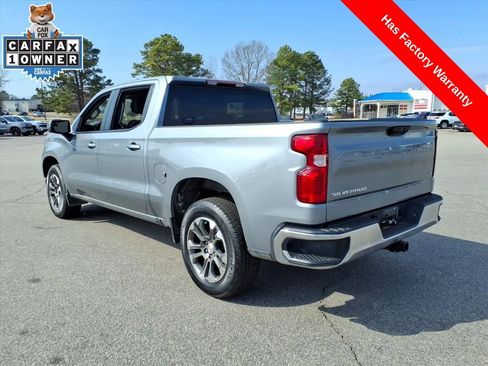 Used 2025 Chevrolet Silverado 1500 LT image 3