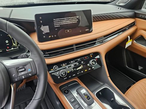 New 2026 INFINITI QX60 Autograph image 30