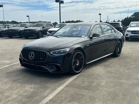 New 2026 Mercedes-Benz S 63 AMG S image 4